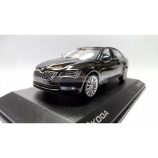 Details about   SKODA SUPERB III Combi 1:43 silver brilliant iScale